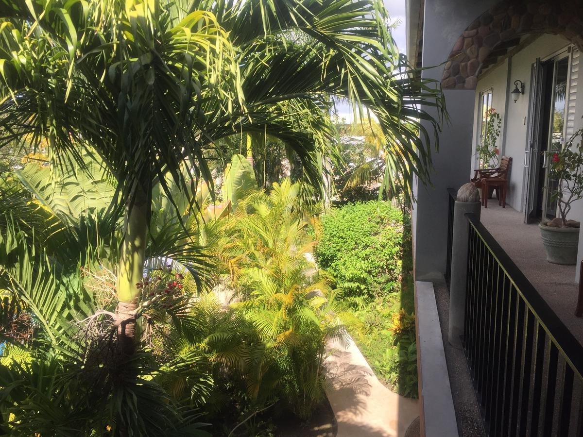 Almond Tree Hotel Resort Corozal Exterior foto
